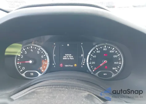 2016 Jeep Renegade Latitude z USA, uszkodzony, nr VIN ZACCJBBT4GPC49287